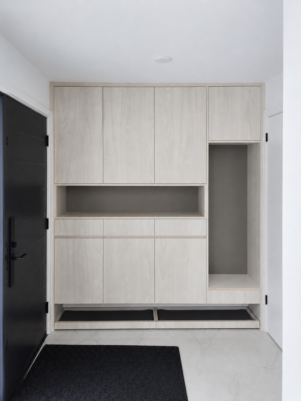 Closets & Wardrobes by Panda Reno 5