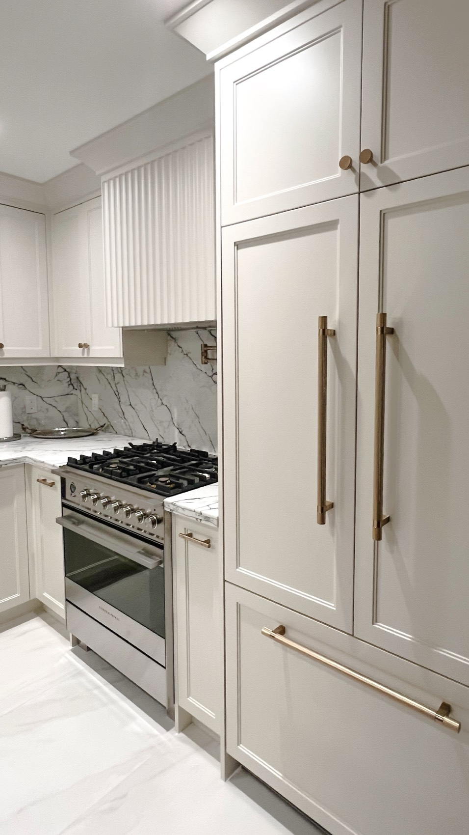 Traditional Cream Kitchen