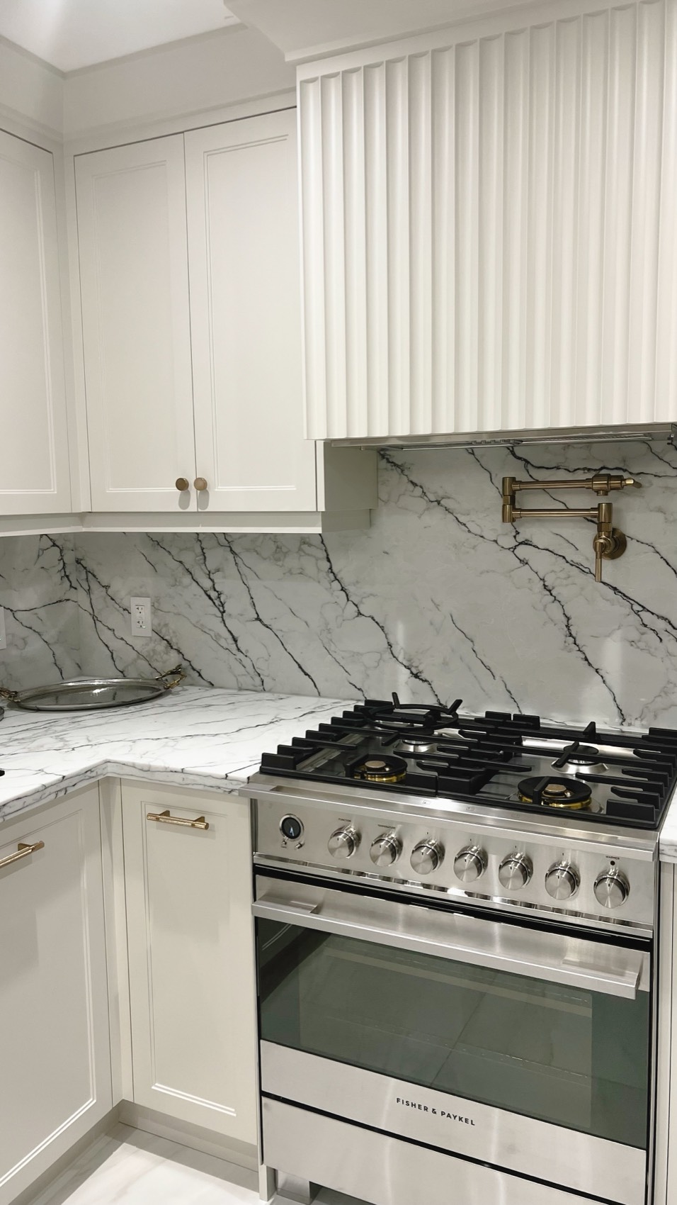 Traditional Cream Kitchen 3