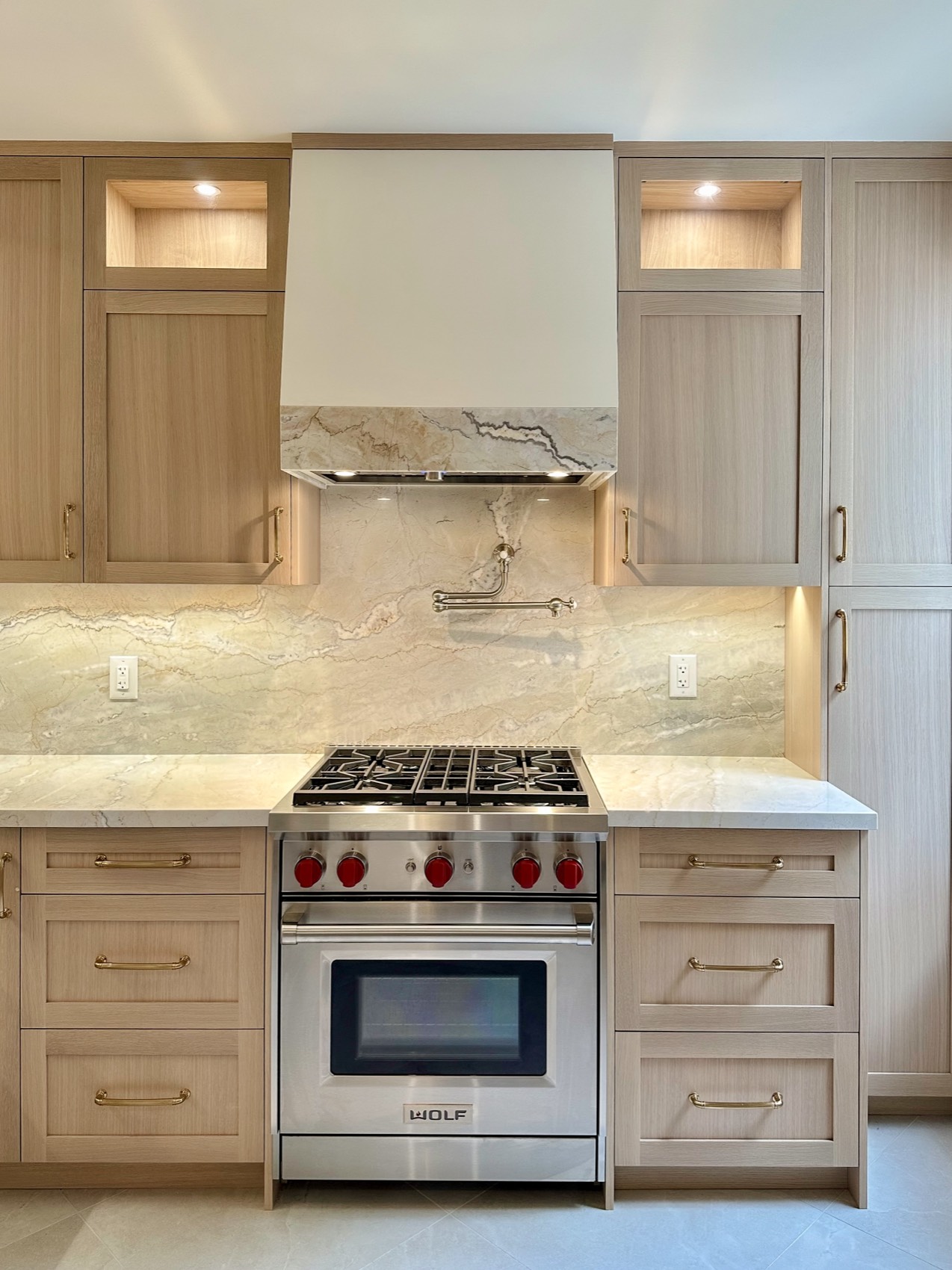 Rift White Oak Kitchen 10